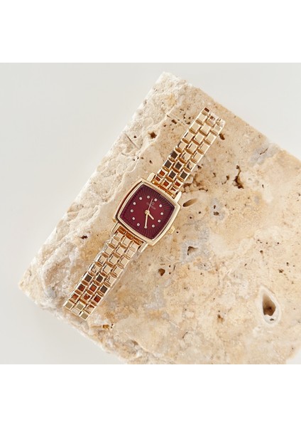 Turia Bordo Saat fiyatları