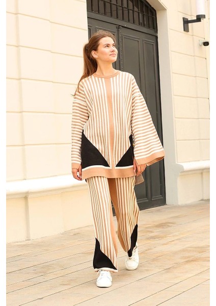 Çizgili Bisiklet Yaka Triko Takım Vizon fiyatları