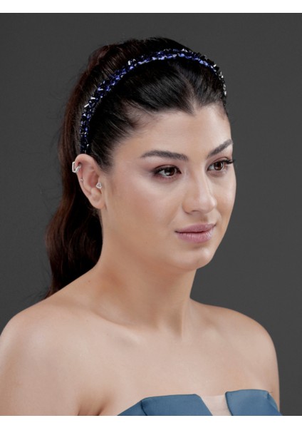 Kristal Taşlı Zarif Taç – Özel Gün, Nişan, Kına ve Gelin Saç Aksesuarı