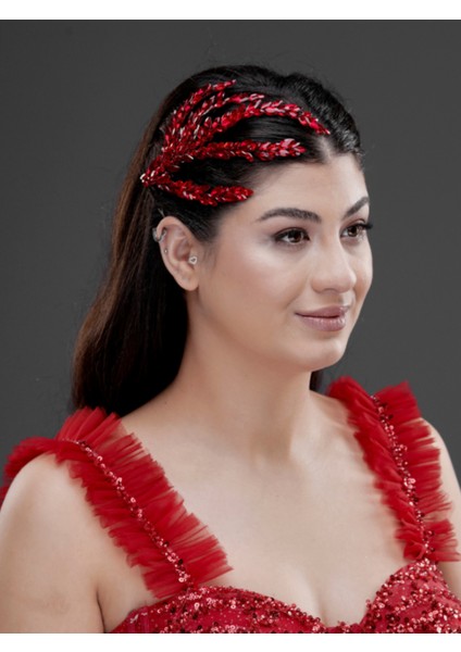 Yaprak Formlu Kristal Taşlı Zarif Saç Tokası – Gelin, Nişan ve Özel Gün Saç Aksesuarı