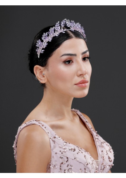Yaprak Formlu Kristal Taşlı Taç – Gelin, Nişan, Davet ve Özel Gün Saç Aksesuarı
