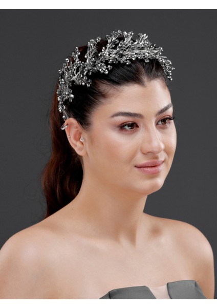 Kristal Taşlı Geniş Form Zarif Taç – Gelin, Nişan ve Özel Gün Saç Aksesuarı