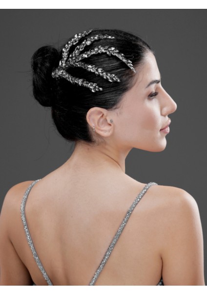 Yaprak Formlu Kristal Taşlı Zarif Saç Tokası – Gelin, Nişan ve Özel Gün Saç Aksesuarı
