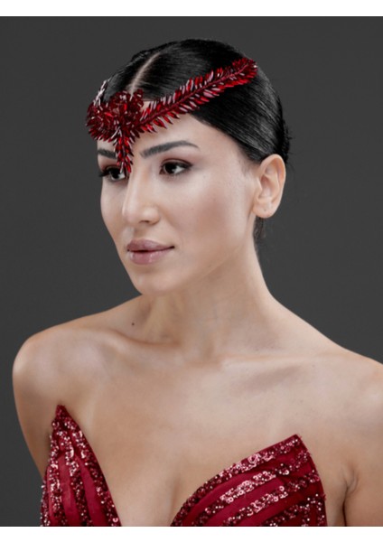 Kristal Taşlı Alın Detaylı Yaprak Form Saç Aksesuarı – Gelin, Kına ve Özel Gün Taç Tokası