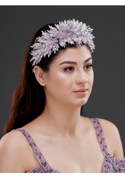 Kristal Boncuklu Geniş Taç – Işıltılı Özel Gün ve Davet Saç Aksesuarı