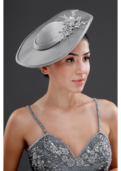 Inci ve Taş Detaylı Özel Tasarım Şapka – Gelin, Nişan, Davet Aksesuarı