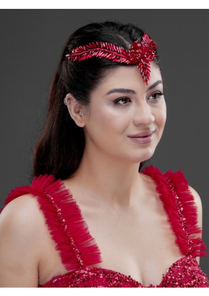 Kristal Taşlı Alın Detaylı Yaprak Form Saç Aksesuarı – Gelin, Kına ve Özel Gün Taç Tokası