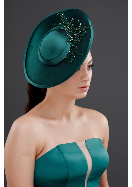 Inci ve Taş Detaylı Özel Tasarım Şapka – Gelin, Nişan, Davet Aksesuarı