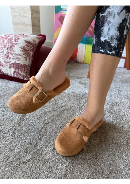 Kadın Yumuşak ve Hafif Kemerli Içi Tüylü Süet Ev Terliği fırsatları