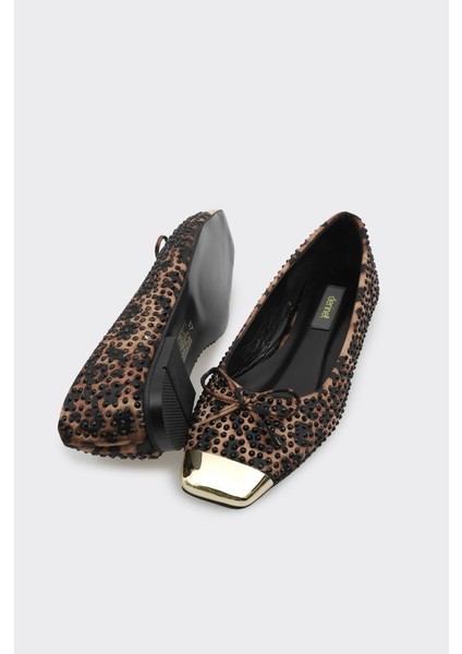 Burun Kısmı Tokalı Kadın Babet indirimleri