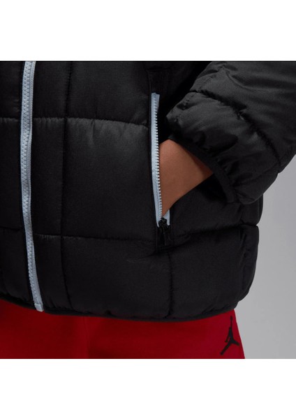 Nıke Jordan Jdn Essentıal Mdwt Puffer Erkek Çocuk Mont 95F009 modelleri