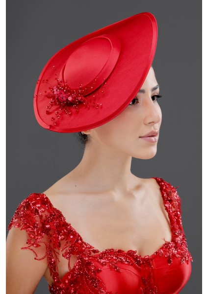 Inci ve Taş Detaylı Özel Tasarım Şapka – Gelin, Nişan, Davet Aksesuarı