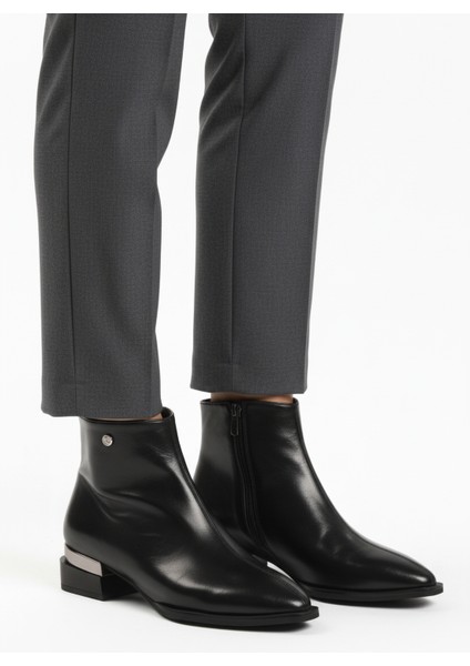 Siyah Parlak Içi Kürklü Kadın Bot PC-54991 Z modelleri