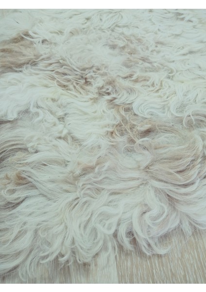 Gerçek Koyun Postundan Toskana Uzun Tüylü, Kalın Tok Duran Rengarenk Halı Seccade