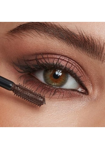 Kıko Milano Maxi Mod Colour Maskara 02, Mini Fırçalı ve Maksi Hacim Efektli Renkli Maskara modelleri