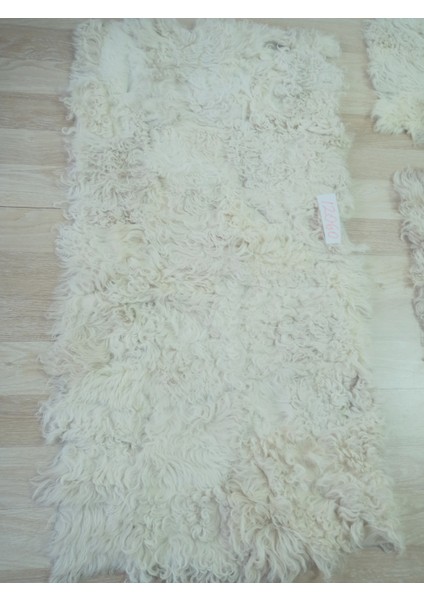 Gerçek Koyun Postundan Toskana Uzun Tüylü, Kalın Tok Duran Rengarenk Halı Seccade