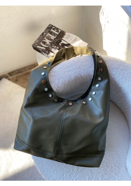 Zımba Detaylı Yumuşak Deri Omuz Çantası modelleri