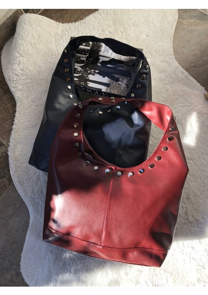 Zımba Detaylı Yumuşak Deri Omuz Çantası modelleri