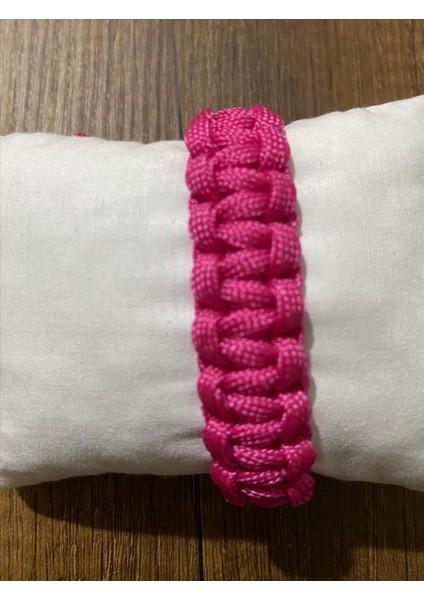 Pembe Paracord Bileklik modelleri