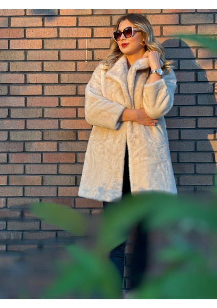 Ekstra Yumuşak Doku Dolgun Kancalı Uzun Kürk Kaban