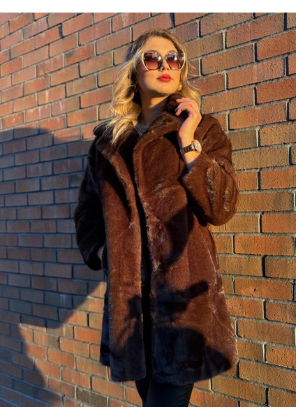 Ekstra Yumuşak Doku Dolgun Kancalı Uzun Kürk Kaban