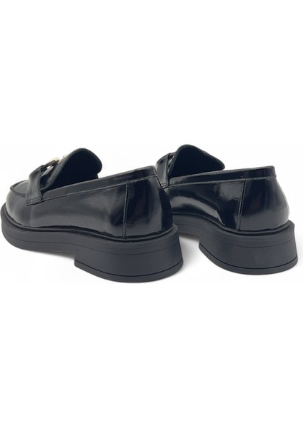 Vellagio Siyah Rugan Hakiki Deri Kadın Loafer fırsatları