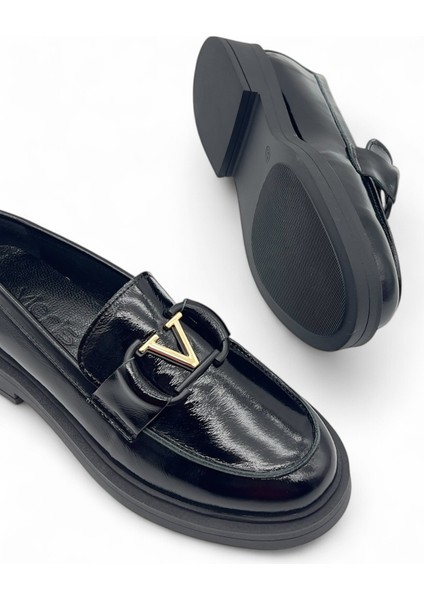 Vellagio Siyah Rugan Hakiki Deri Kadın Loafer indirimleri