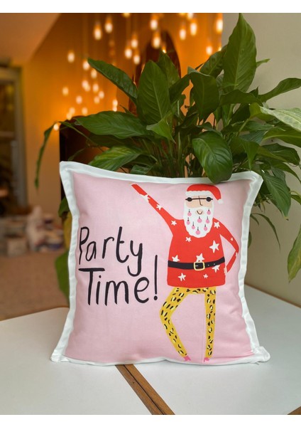Party Time Yazılı Yılbaşı Temalı Çift Taraflı Süet Kırlent Kılıfı - 43X43CM - Yılbaşı Kırlent Kılıfı