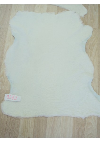 Doğal Işlenmemiş Kırpılmış Koyun Postu Halı Seccade Kilim