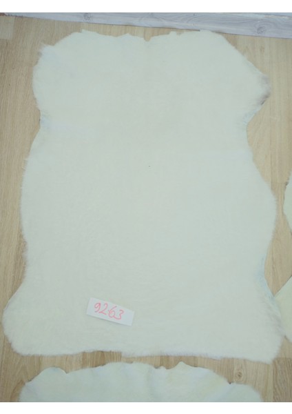 Doğal Işlenmemiş Kırpılmış Koyun Postu Halı Seccade Kilim