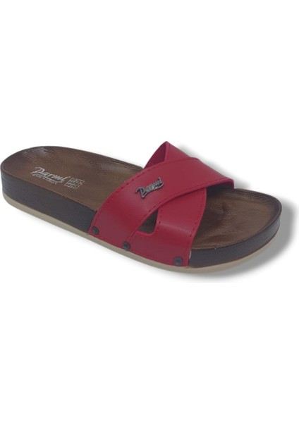 Parmi 21502 Kadın Kırmızı Çapraz Bant Günlük Kullanım Terlik fırsatları