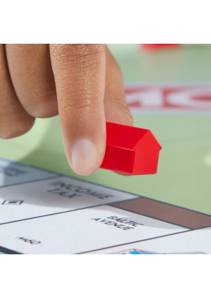 Monopoly Classic Büyük Jetonlu | Strateji, Emlak ve Yatırım Temalı Eğlenceli Kutu Oyunu 8+ Ya
