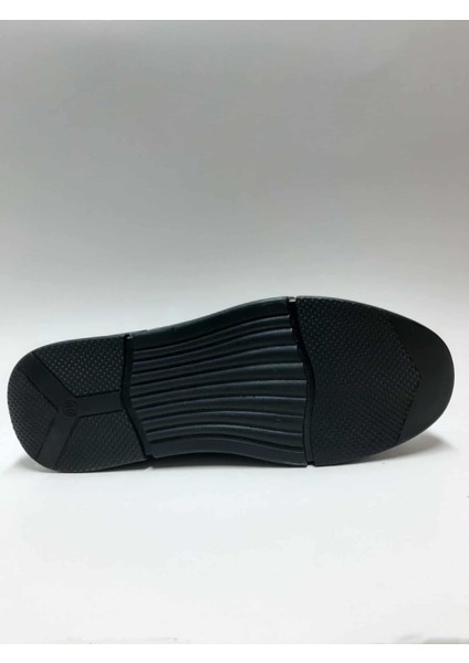 Hakiki Deri Siyah Bağcıksız Esnek Kauçuk Taban Kışlık Erkek Ayakkabı C-98252075HSA fırsatları