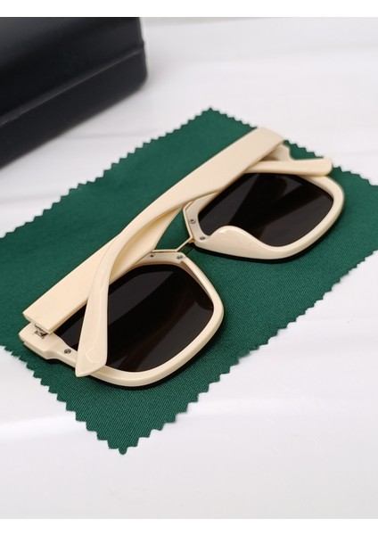 Kadın Güneş Gözlüğü Büyük Çerçeve Bej Renk fırsatları