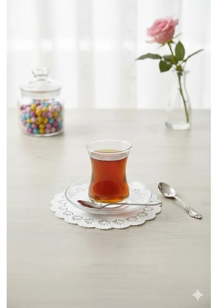 Tepsi Için Dantelli Kağıt 32 x 45 (-100 Lü-) + Dantel Bardak Altlığı Küçük Boy 9 cm (500ADET) fiyatları