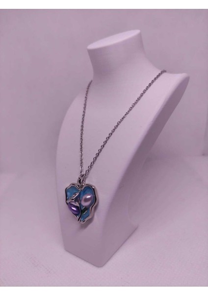 Inci Detaylı Deniz Kabuğu Figürlü Çelik Kadın Kolye modelleri