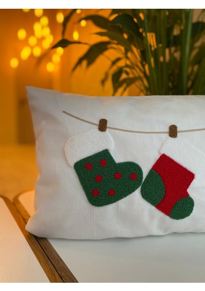Yılbaşı Çorap Desenli Punch Işlemeli Kırlent Kılıfı - 30X50CM - Yılbaşı Kırlent Kılıfı modelleri