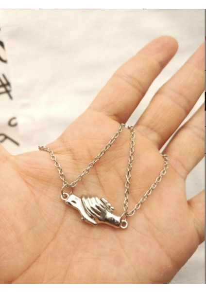 Gümüş Renk Mıknatıslı El Ele Tutuşan Sevgili Arkadaş Kolyesi modelleri