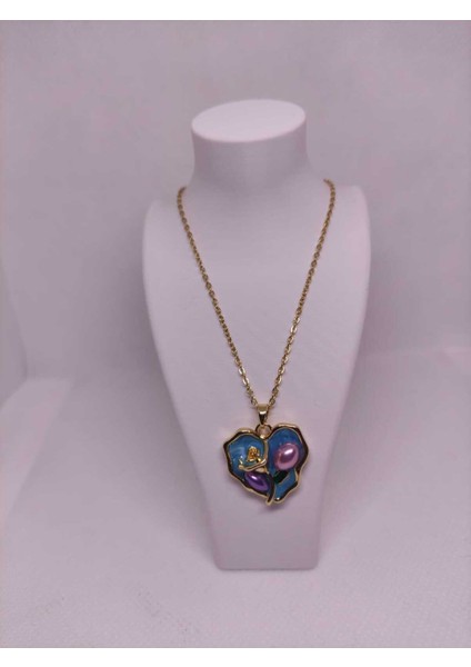 Inci Detaylı Deniz Kabuğu Figürlü Çelik Kadın Kolye fırsatları