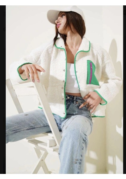 Yeşil Fermuar Cepli Kuzu Mont Beyaz T1085 modelleri