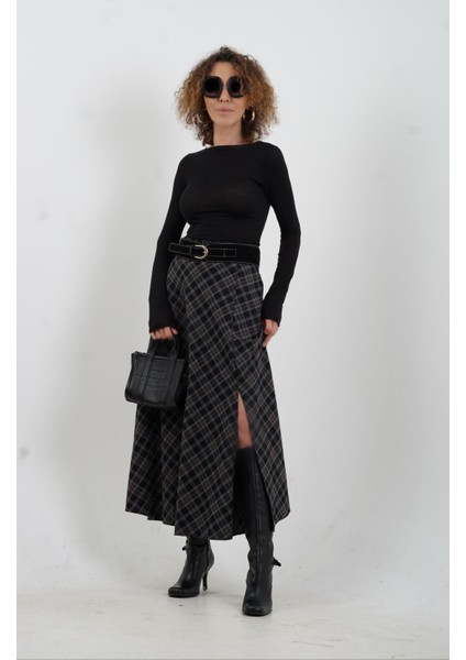 Siyah Kayık Yaka Modal Kaşmir Bluz indirimleri