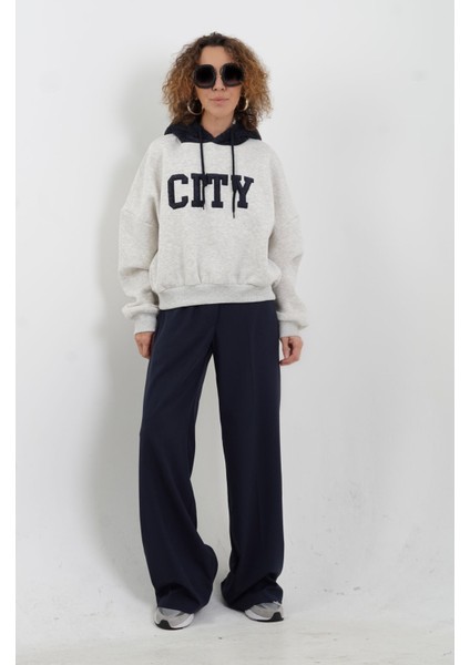 City Nakışlı Peluş Kapüşonlu Sweatshirt fiyatları