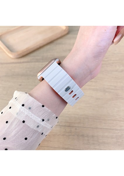 Apple Watch Series 10, 9, 8, 7, Se, 6, 5, 4, 3, 2, 1, 42 Mm, 41 Mm, 40 Mm, 38 mm Manyetik Hızlı Çıkarma Kayışı Için Silikon Bant - Kırmızı + Siyah (Yurt Dışından) modelleri