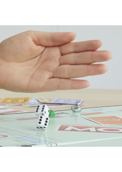 Monopoly Yeni Piyon Serisi | 8+ Yaş Kutu Oyunu, 2-6 Oyuncu, 8 Farklı Metal Figür Kutu Oyunu modelleri