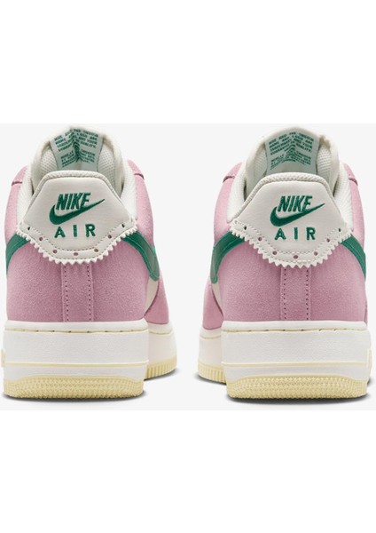Air Force 1 '07 Lv8 Kadın Sneaker FV9346-100 modelleri