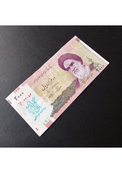 3996368F64EF2C7369 2000 Riyal Sürsajlı Haliyle Eski Yabancı Kağıt Para fırsatları