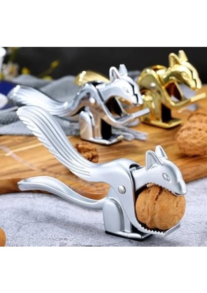 Sincap Şekilli Metal Ceviz ve Fındık Kıracağı Ergonomik Kaymaz Tabanlı Dayanıklı Pratik Kullanımlı Sert Kabuklu Yemiş Kırıcı Mutfak Aksesuarı fiyatları