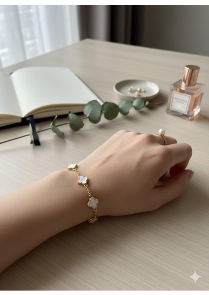 Gold Renk Yonca Model Paslanmaz Çelik Bileklik Şans Bilekliği