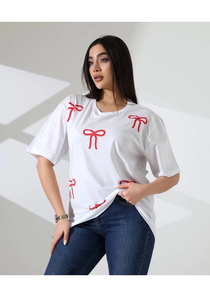 Kurdele Baskılı Tişört