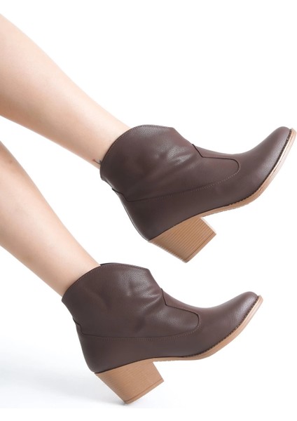 Jilla Kahverengi Cilt Tak Çıkar Topuklu Bot ve Çizme fırsatları